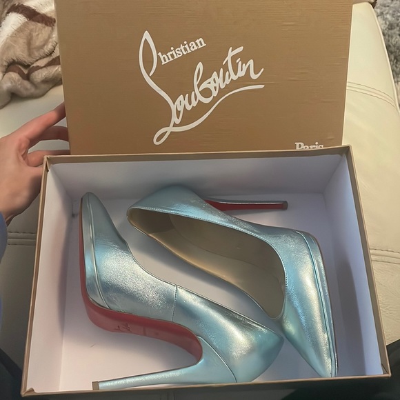 Christian Louboutin Shoes - Christian Louboutin Pigalle Metallizzato Turquoise Pump Heel size 8
